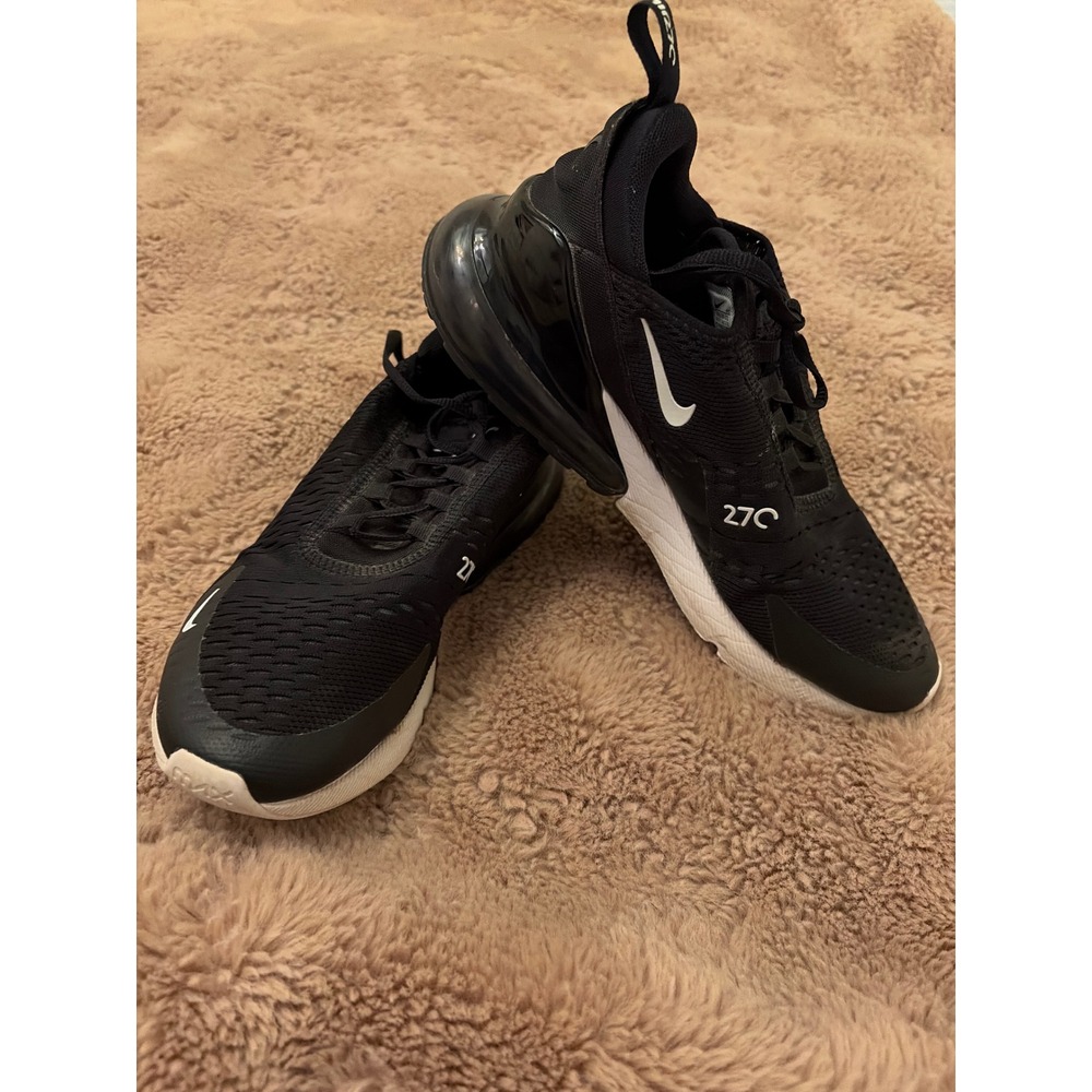 Nike Air Max 270 Womens Sneakers Black White AH6789-001 Size 9.5
